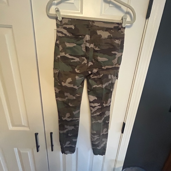 JCREW CLOSET CLEANOUT EVERYTHING MUST GO - Picture 3 of 13